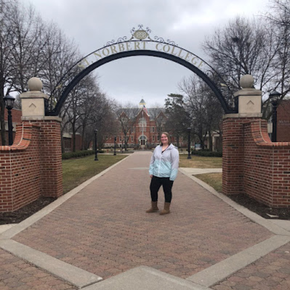 Meet your Posher, Abigail